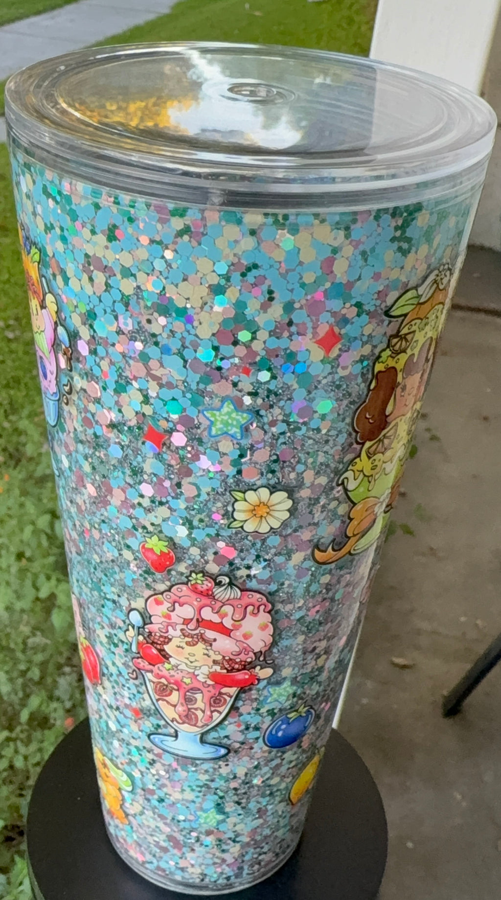 Strawberry Shortcake and Friends Snowglobe Tumbler